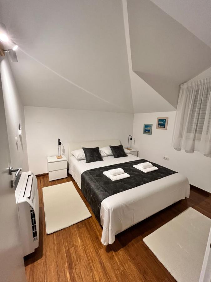 Sky - Beautiful Rooftop Apartment With Shared Pool 斯普利特 外观 照片